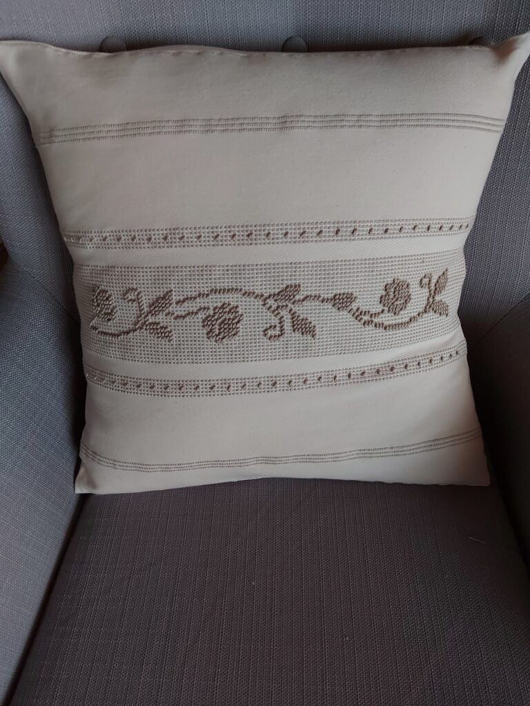 FODERA CUSCINO MANUALE DISEGNO ROSELLINA CM 40X40